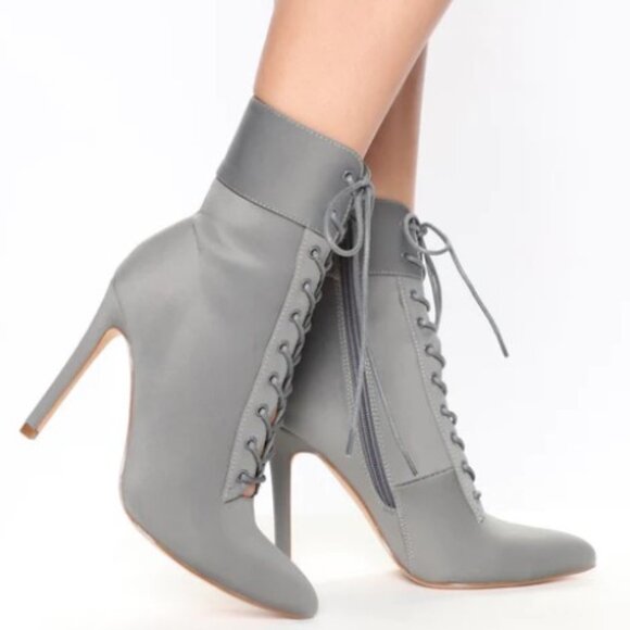 olivia ferguson Shoes - Olivia Ferguson Pointy Toe Corset Lace up Bootie  6014  NWT Boutique